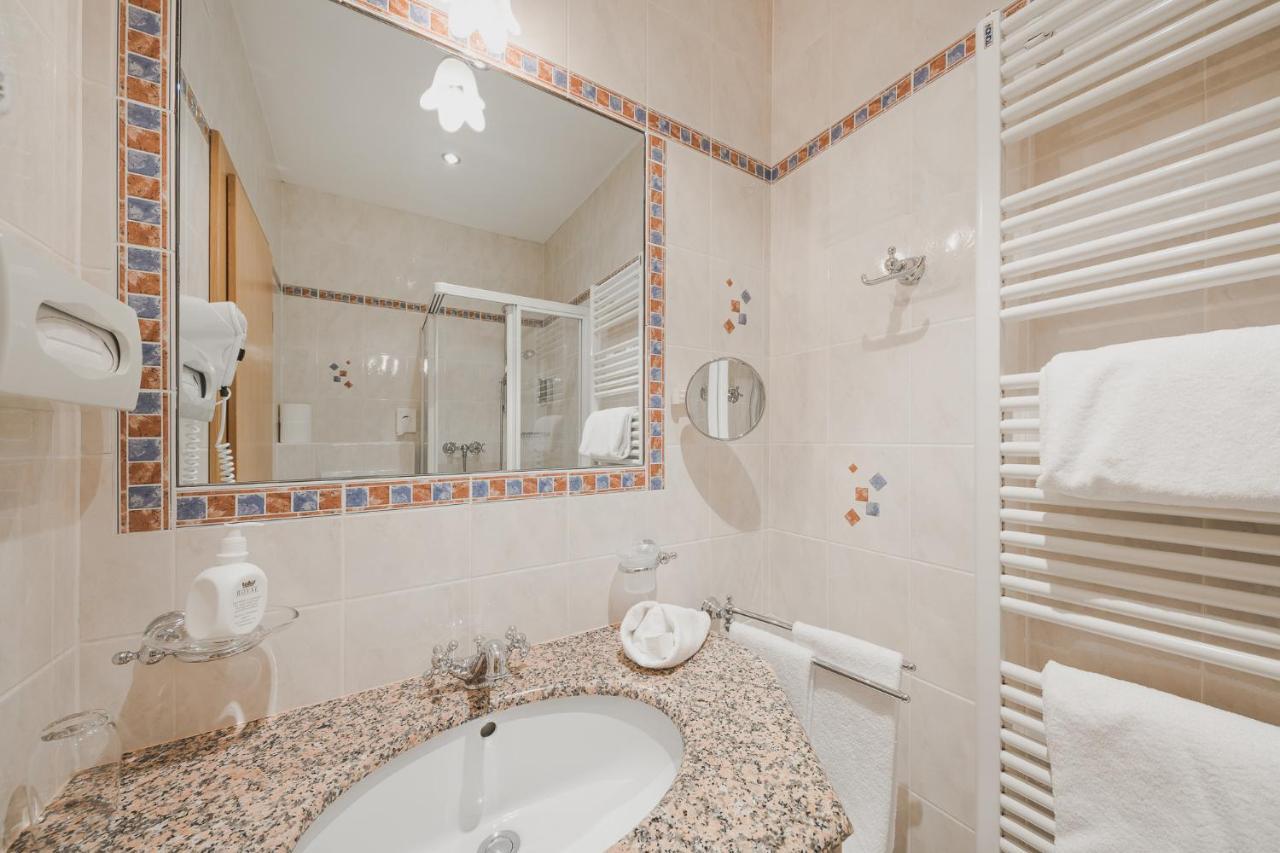 Hotel Sonklarhof Риданна Экстерьер фото